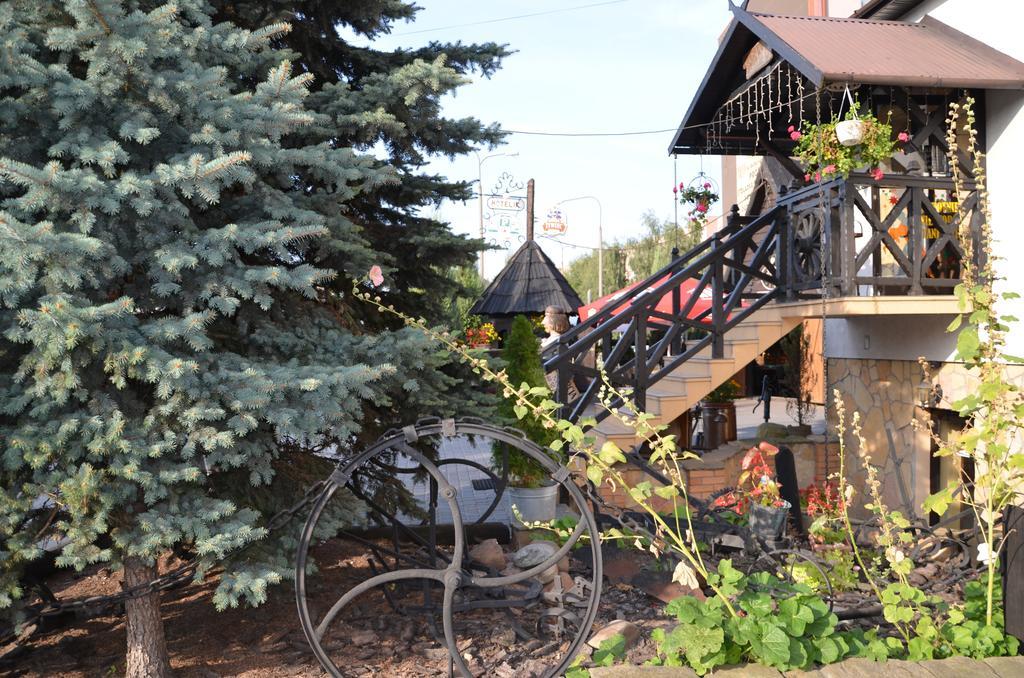 Gosciniec Podkowa Appartement Włodawa Buitenkant foto