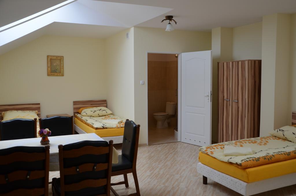 Gosciniec Podkowa Appartement Włodawa Kamer foto