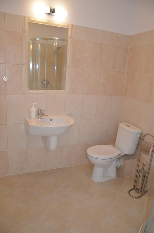 Gosciniec Podkowa Appartement Włodawa Kamer foto
